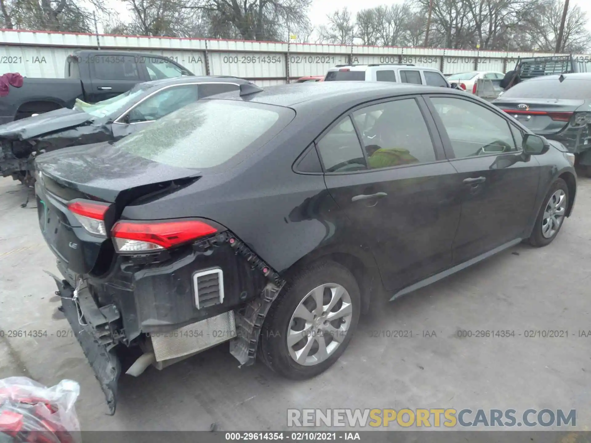 4 Photograph of a damaged car JTDEPRAE8LJ084356 TOYOTA COROLLA 2020