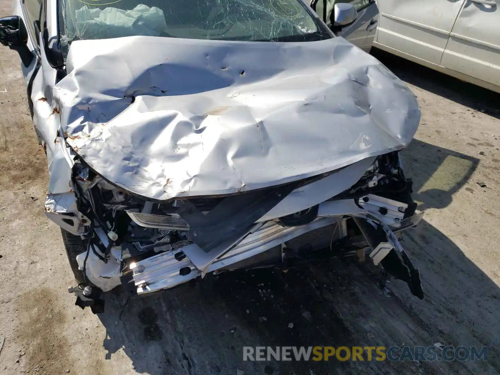 9 Photograph of a damaged car JTDEPRAE8LJ085393 TOYOTA COROLLA 2020