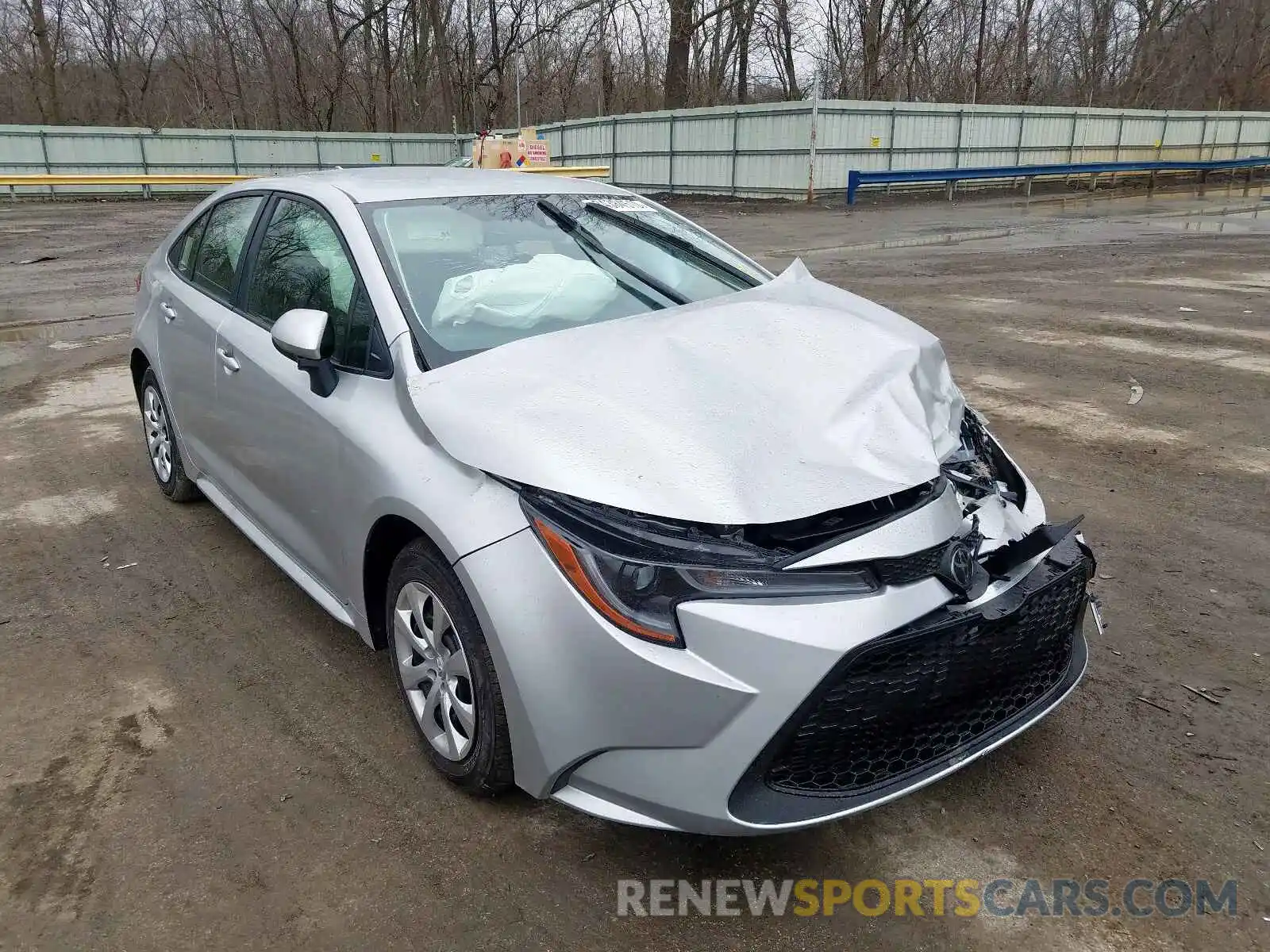 1 Photograph of a damaged car JTDEPRAE8LJ091081 TOYOTA COROLLA 2020