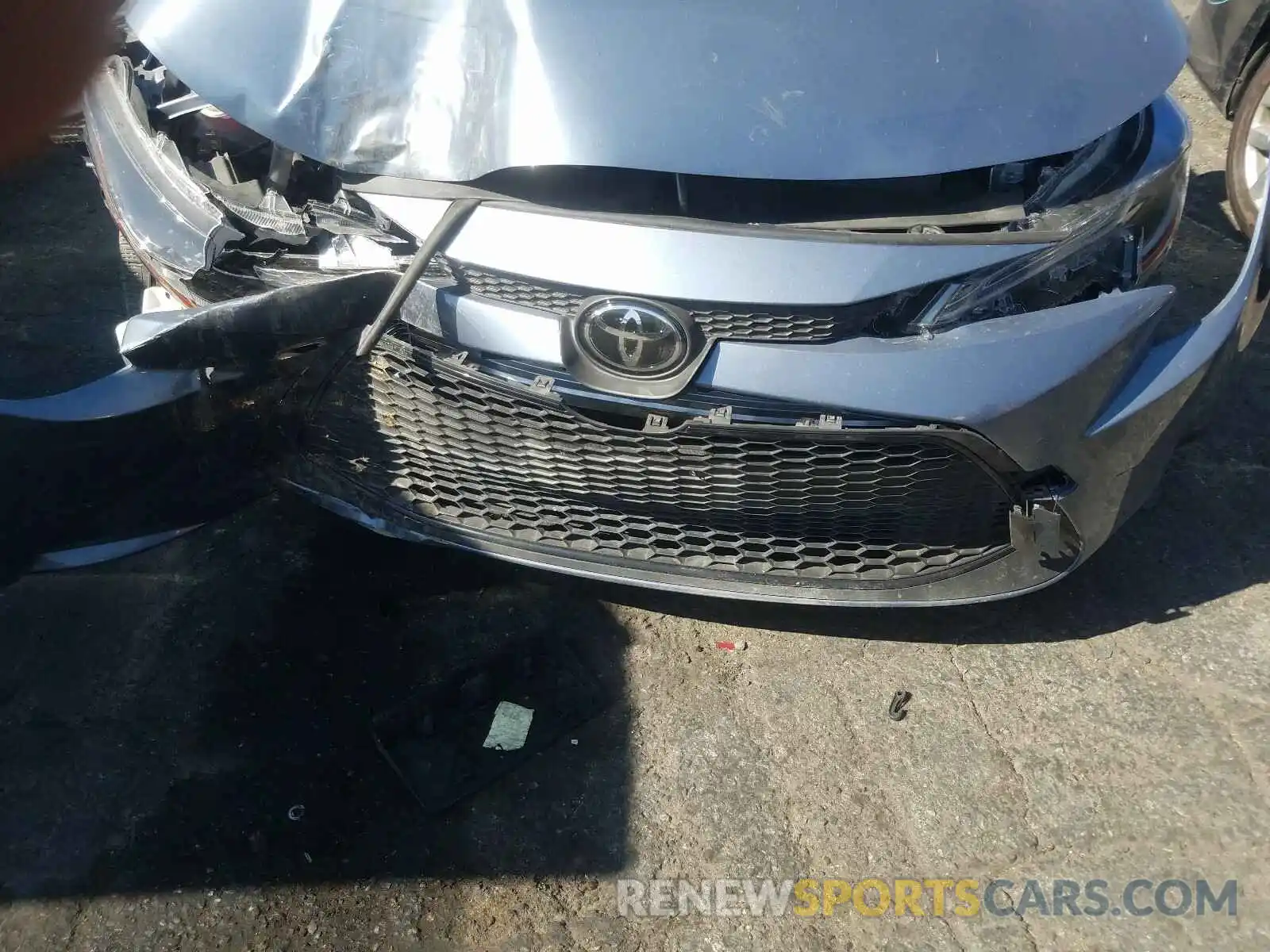 9 Photograph of a damaged car JTDEPRAE8LJ091484 TOYOTA COROLLA 2020