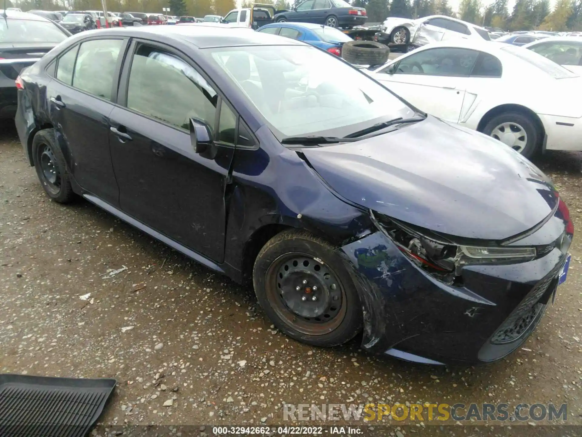 1 Photograph of a damaged car JTDEPRAE8LJ095440 TOYOTA COROLLA 2020