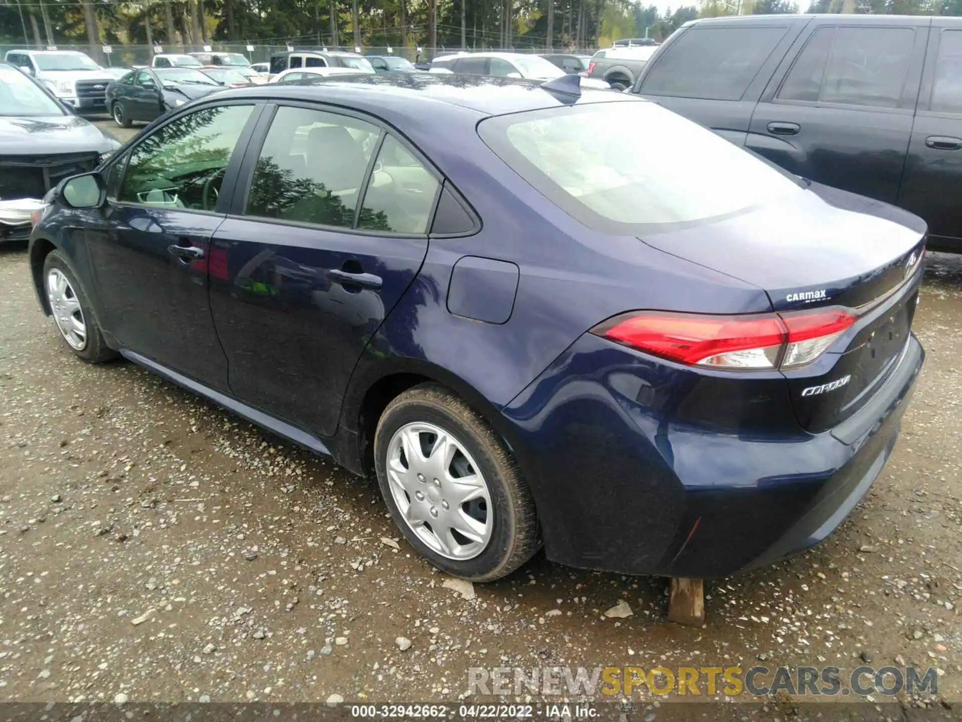 3 Photograph of a damaged car JTDEPRAE8LJ095440 TOYOTA COROLLA 2020