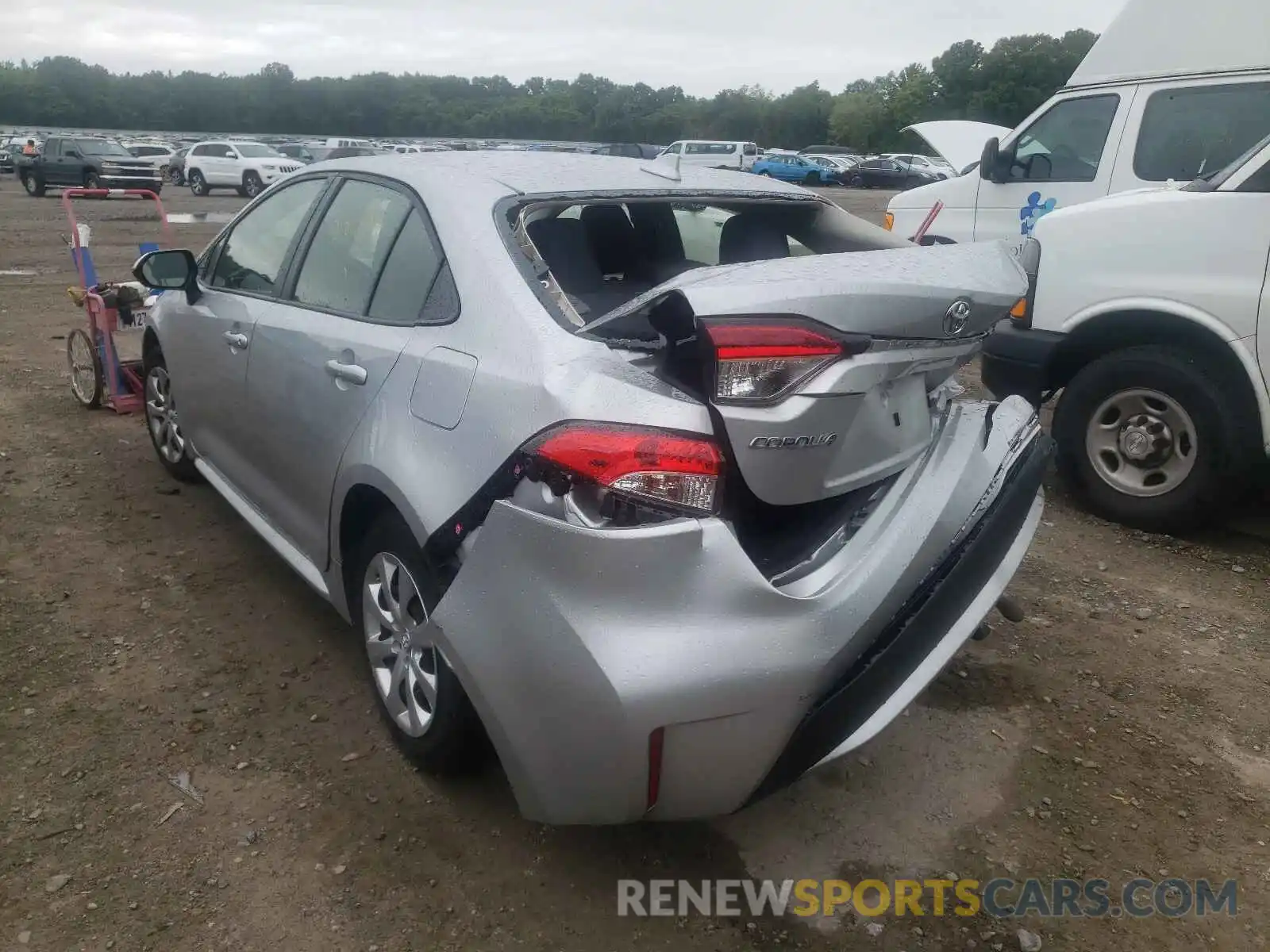 3 Photograph of a damaged car JTDEPRAE8LJ095731 TOYOTA COROLLA 2020