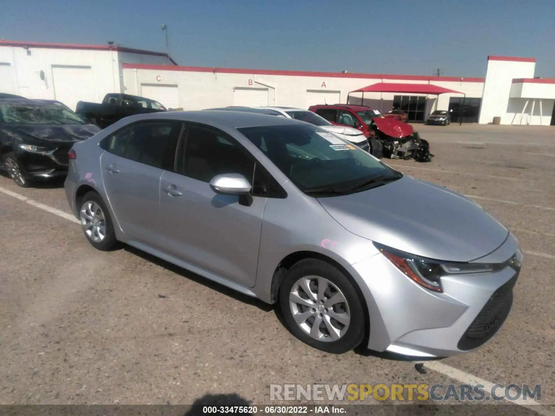 1 Photograph of a damaged car JTDEPRAE8LJ096149 TOYOTA COROLLA 2020