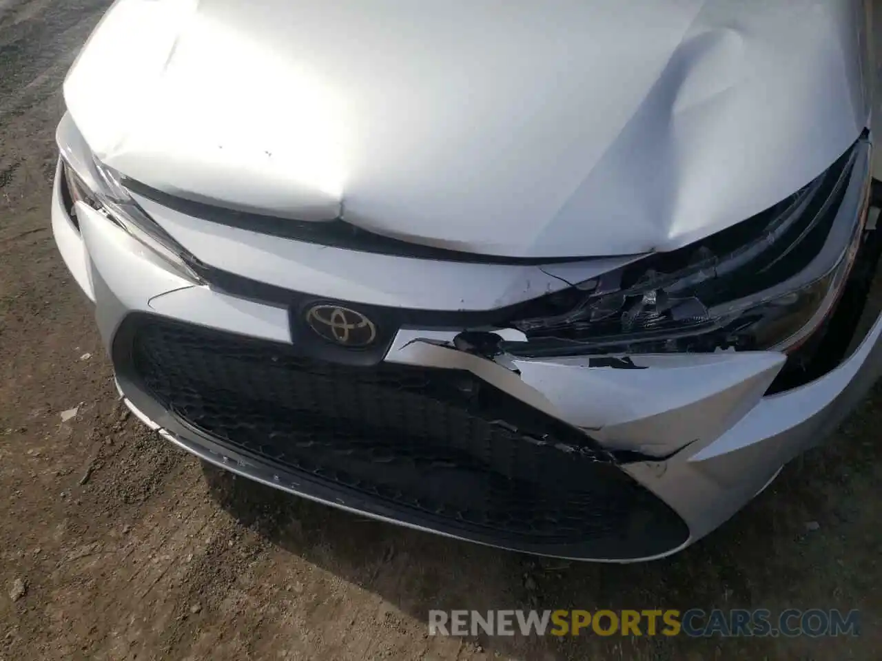 9 Photograph of a damaged car JTDEPRAE8LJ097057 TOYOTA COROLLA 2020