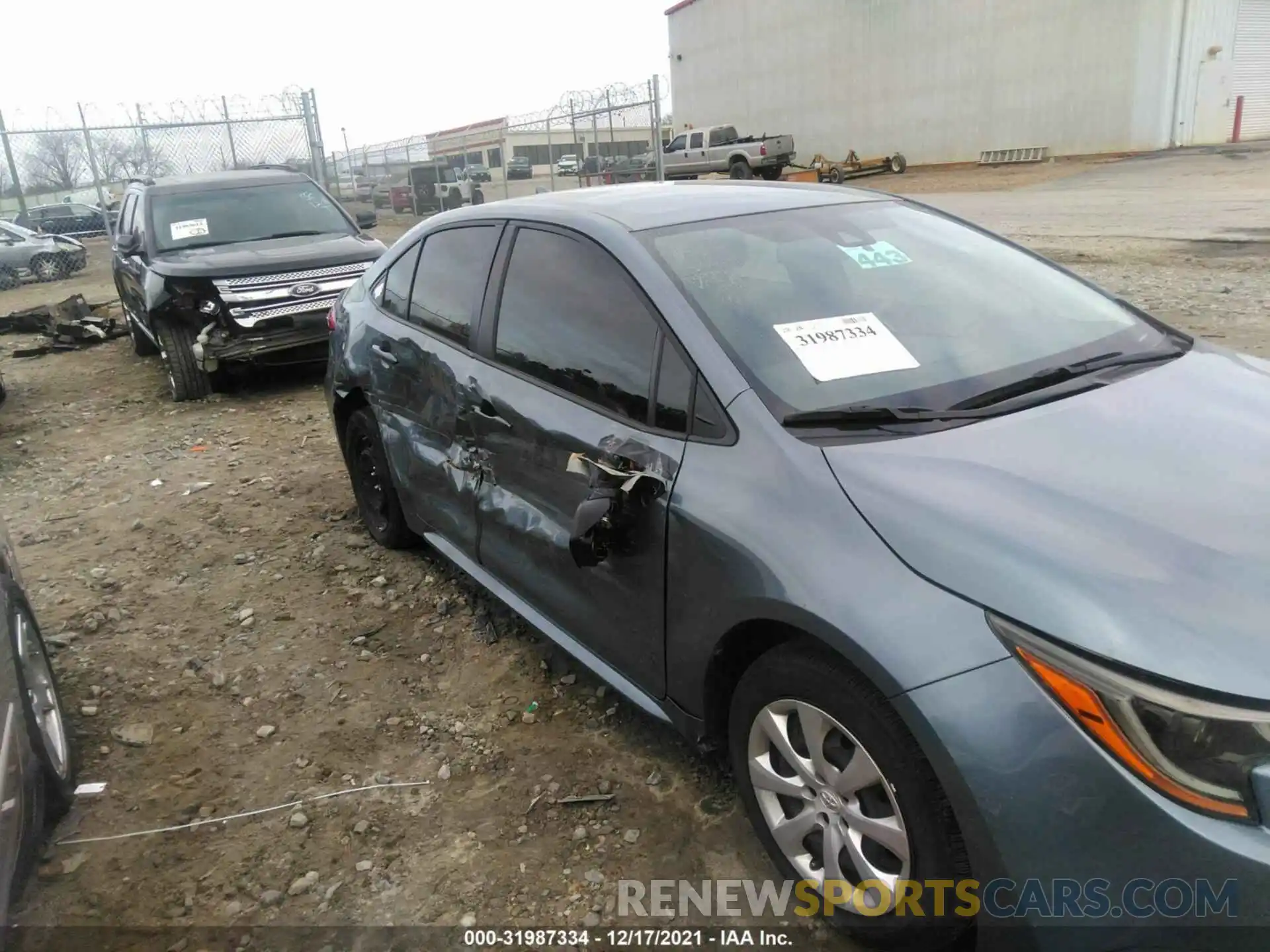 6 Photograph of a damaged car JTDEPRAE8LJ097284 TOYOTA COROLLA 2020