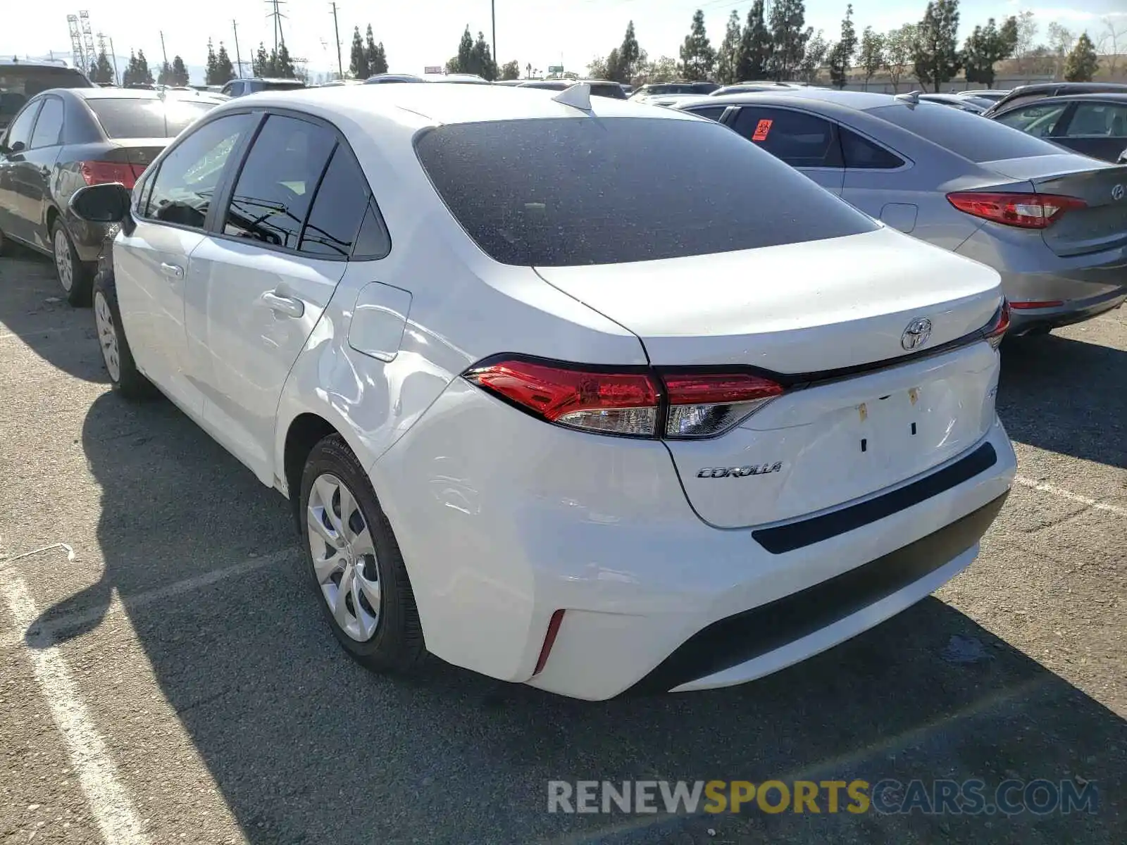 3 Photograph of a damaged car JTDEPRAE8LJ097818 TOYOTA COROLLA 2020