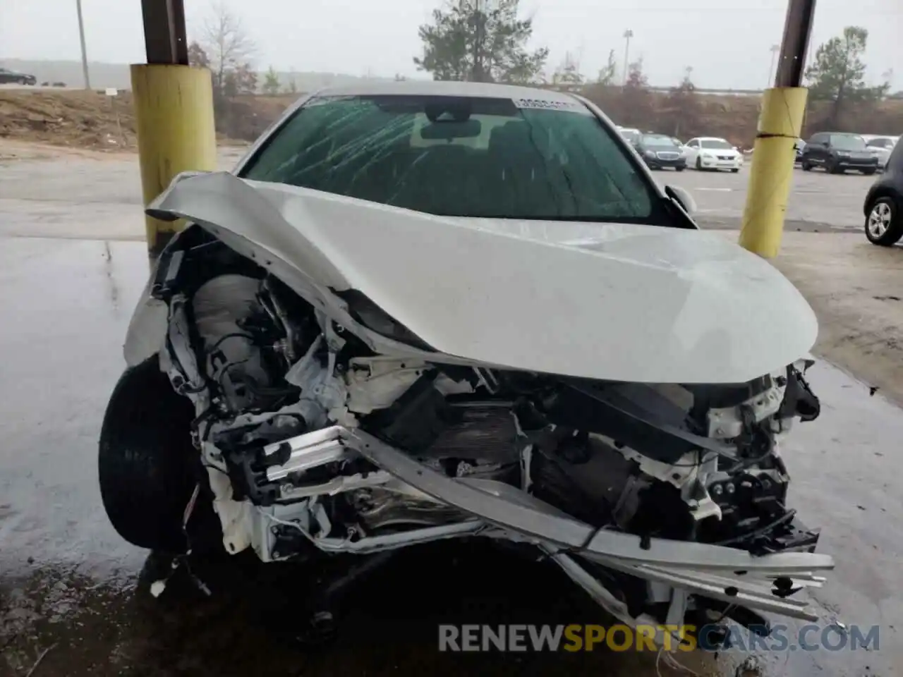 5 Photograph of a damaged car JTDEPRAE8LJ098502 TOYOTA COROLLA 2020