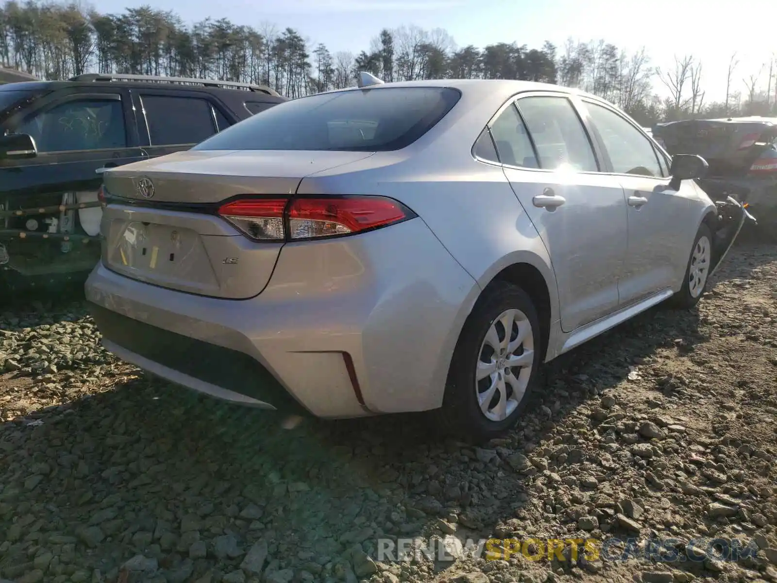 4 Photograph of a damaged car JTDEPRAE8LJ100300 TOYOTA COROLLA 2020