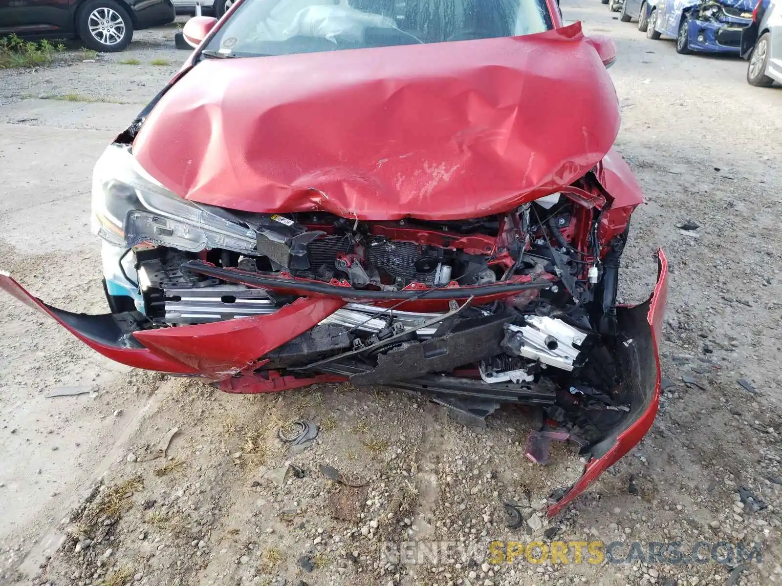 9 Photograph of a damaged car JTDEPRAE8LJ100782 TOYOTA COROLLA 2020