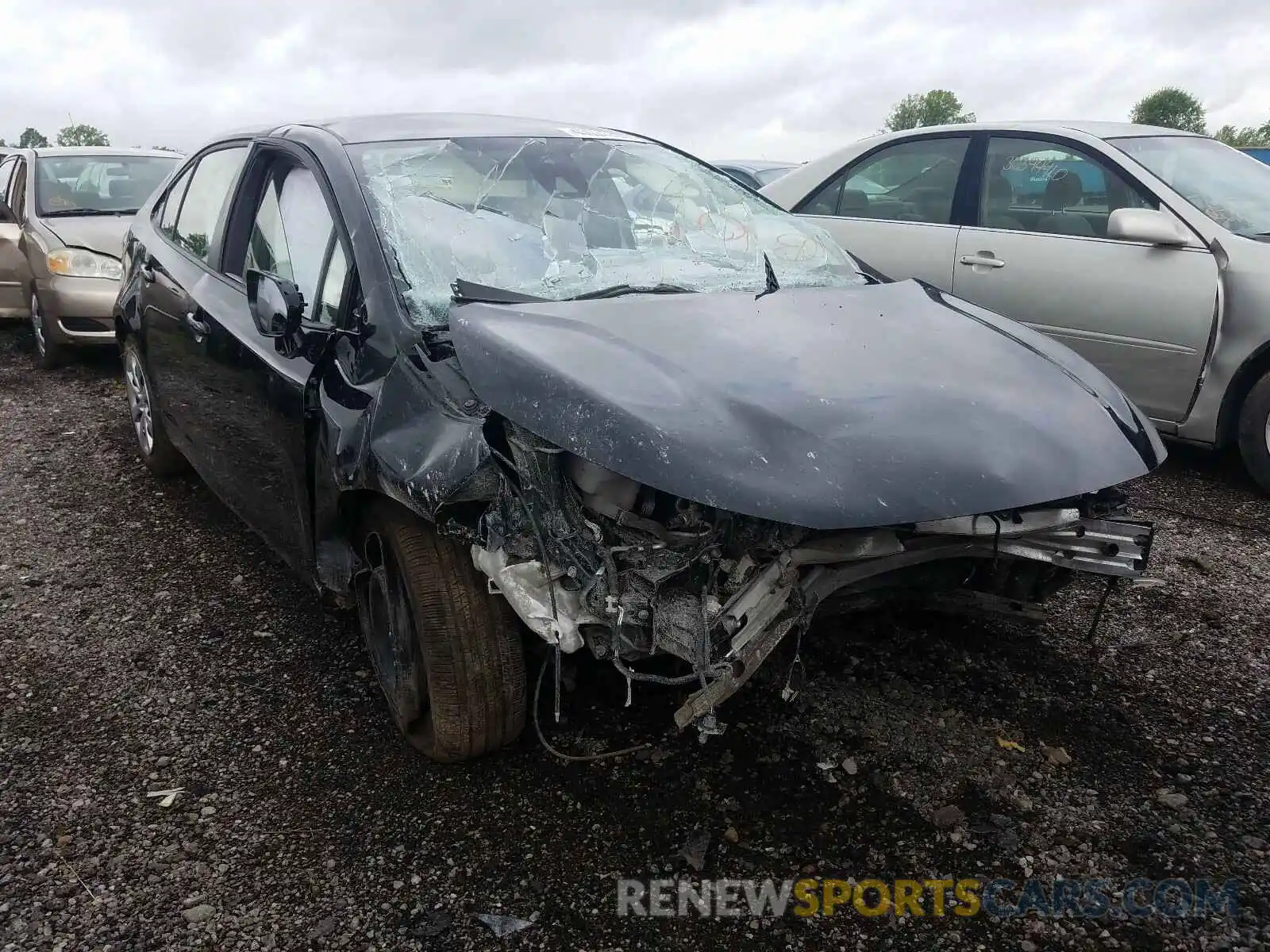 1 Photograph of a damaged car JTDEPRAE8LJ101284 TOYOTA COROLLA 2020