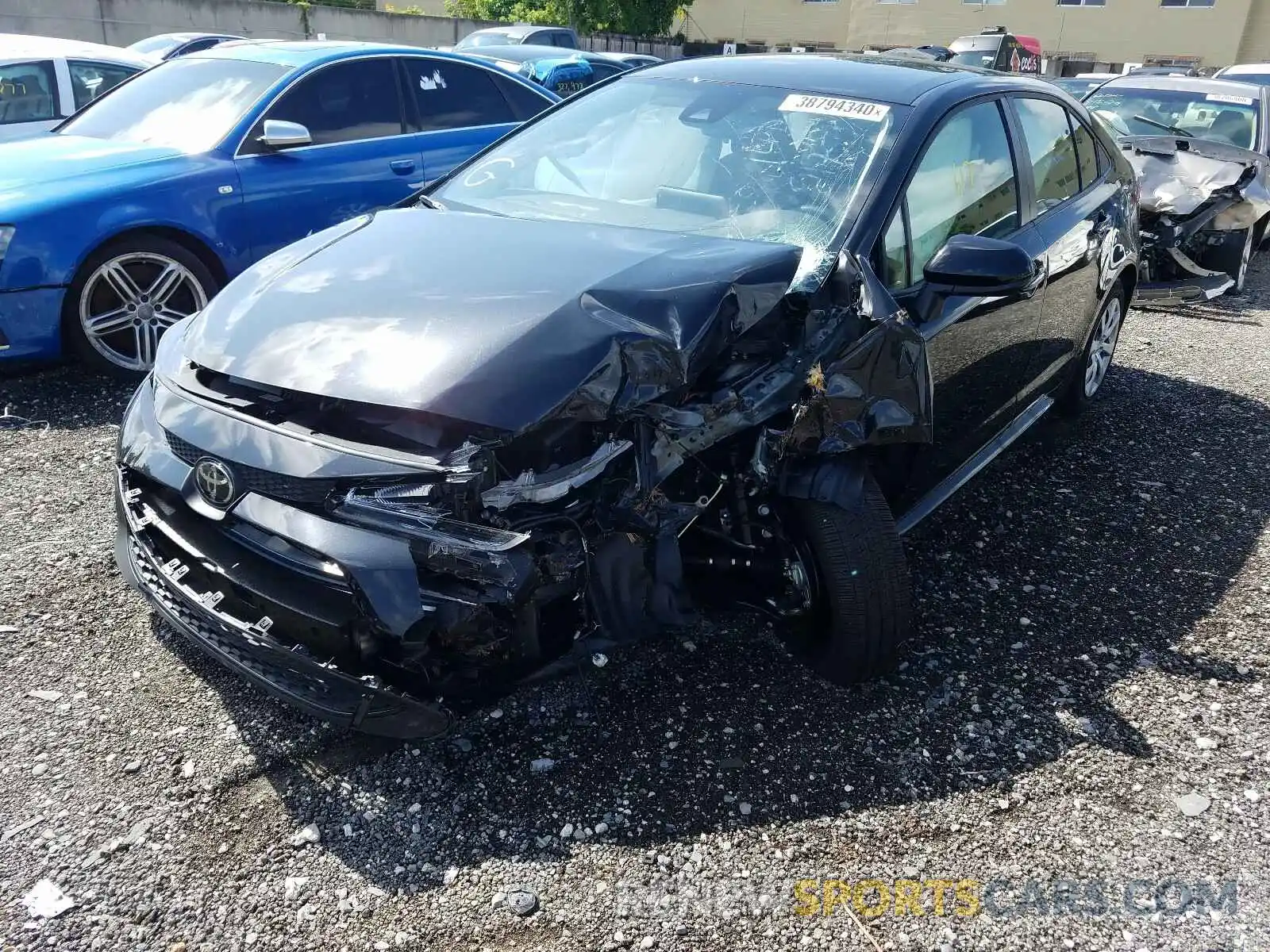 2 Photograph of a damaged car JTDEPRAE8LJ102175 TOYOTA COROLLA 2020