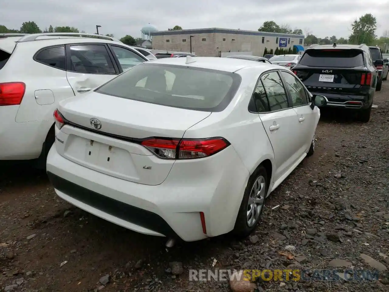 4 Photograph of a damaged car JTDEPRAE8LJ102600 TOYOTA COROLLA 2020