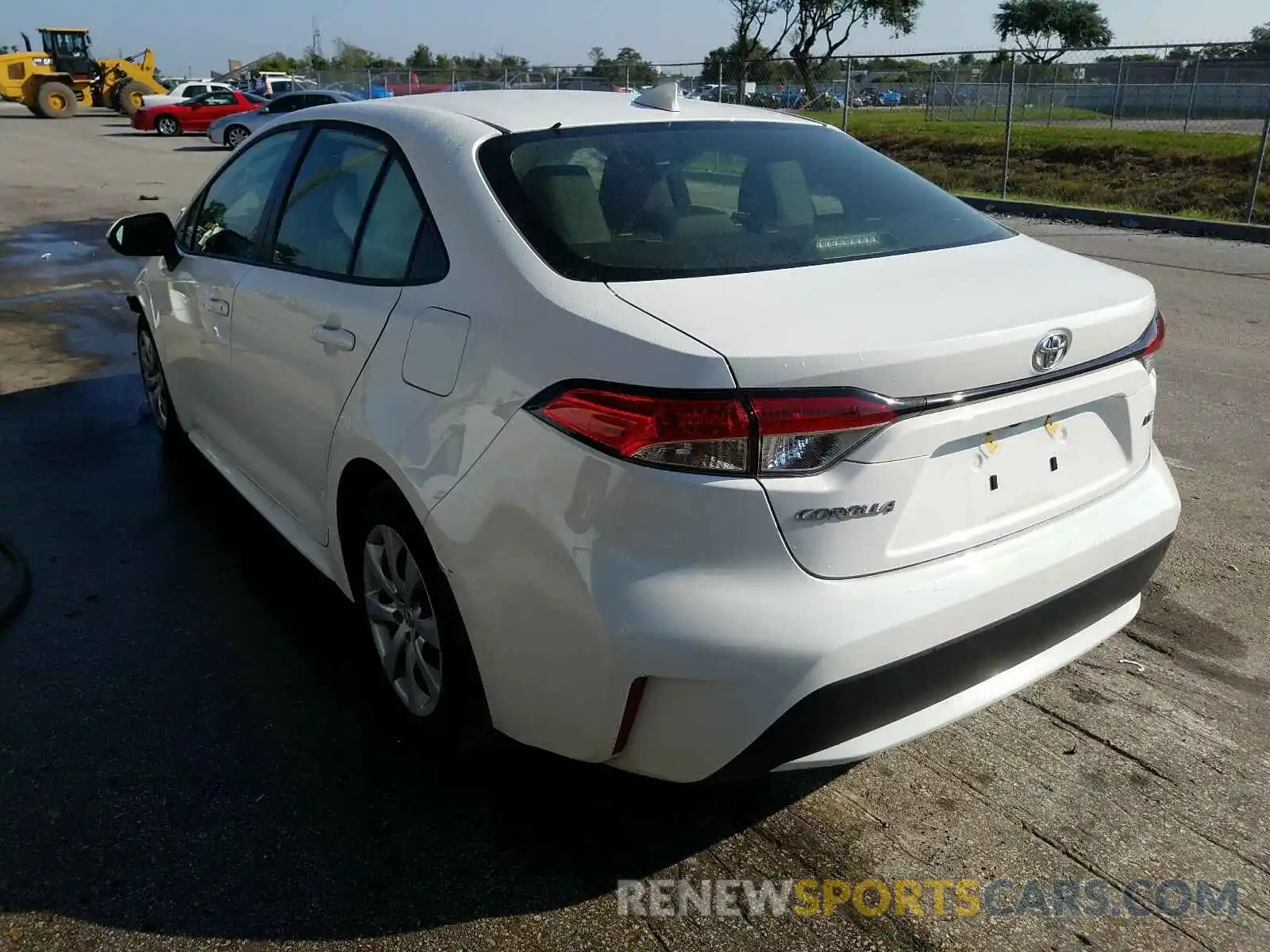 3 Photograph of a damaged car JTDEPRAE8LJ102970 TOYOTA COROLLA 2020