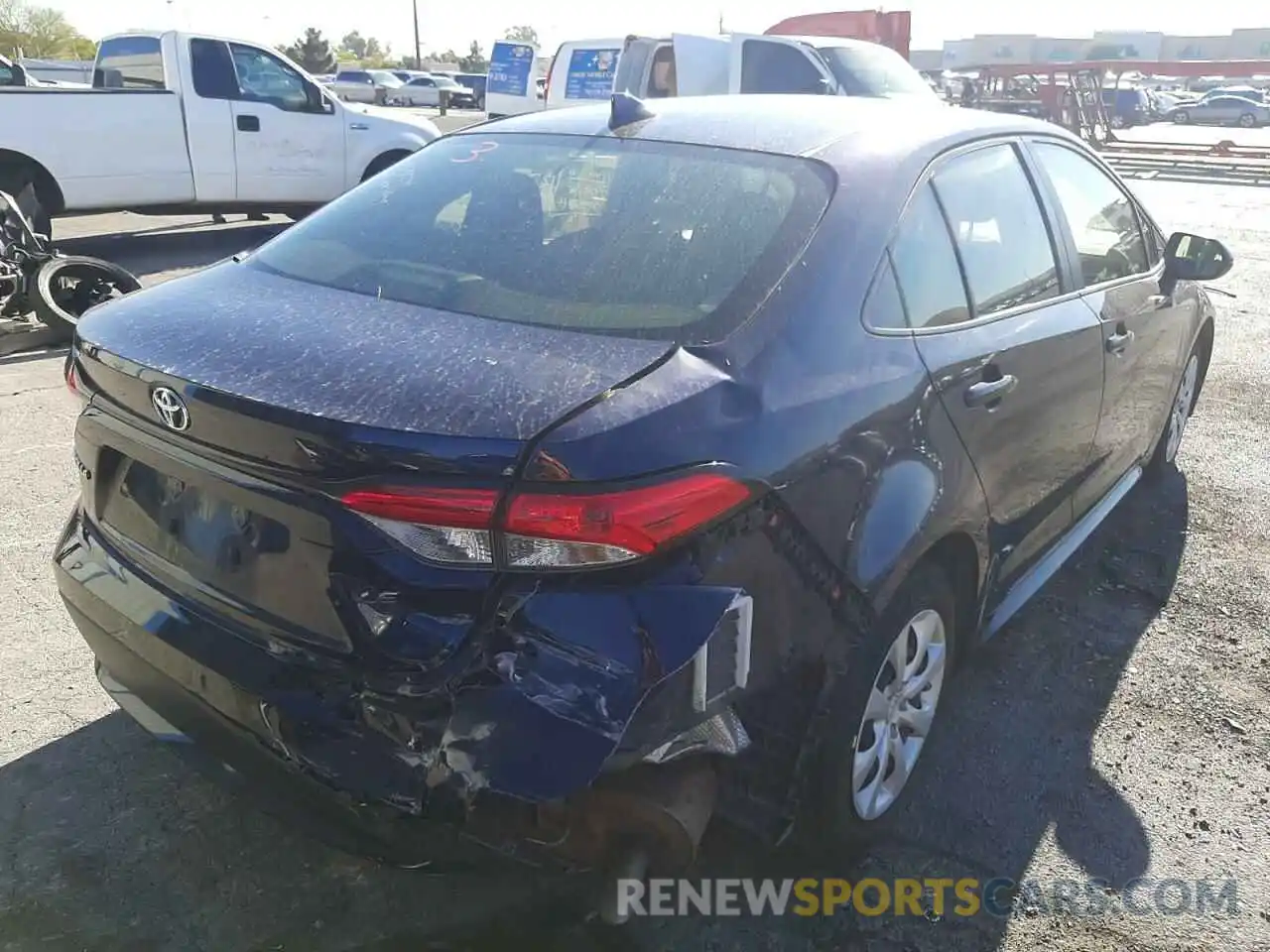 4 Photograph of a damaged car JTDEPRAE8LJ103066 TOYOTA COROLLA 2020