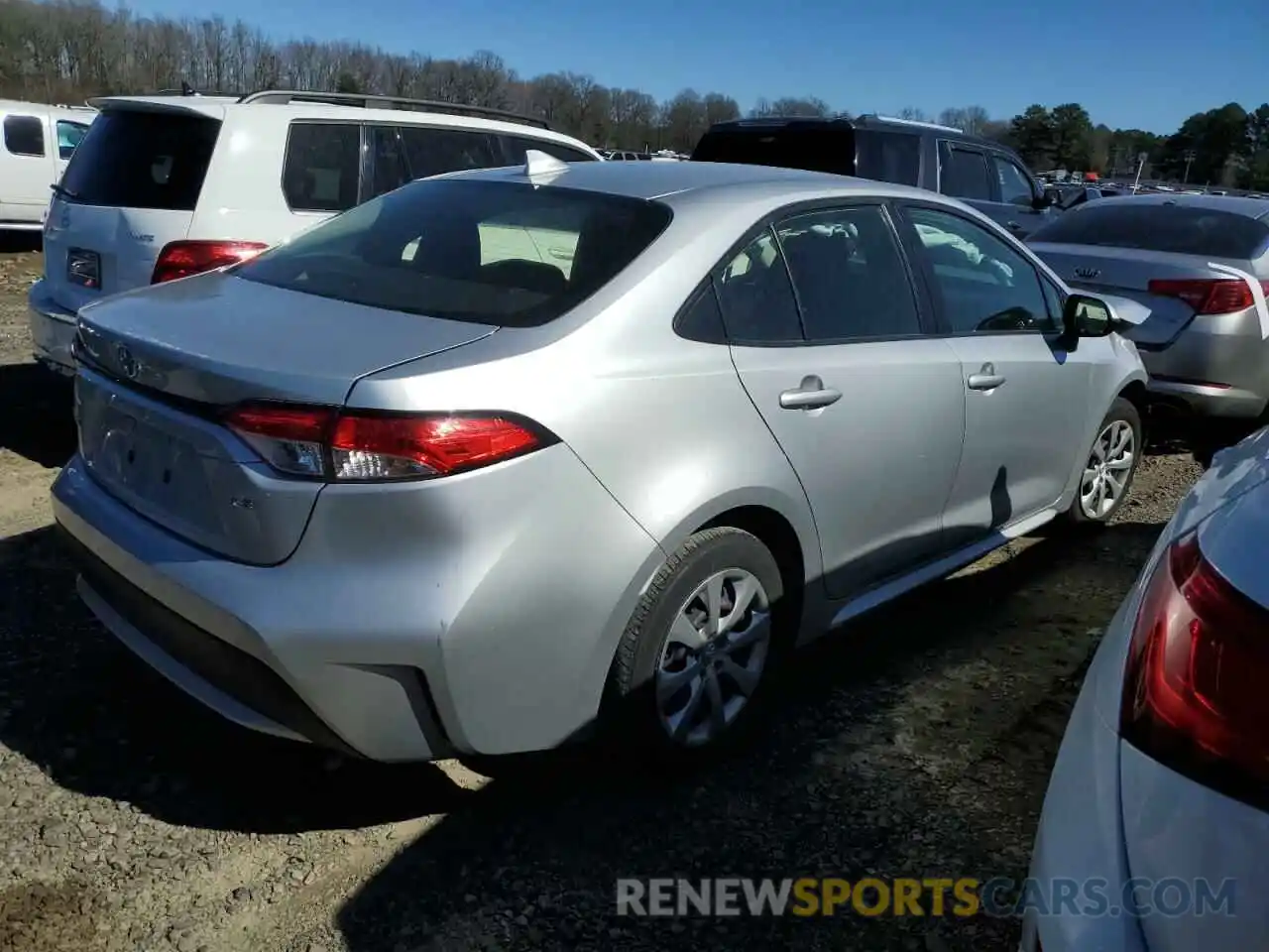 3 Photograph of a damaged car JTDEPRAE8LJ103374 TOYOTA COROLLA 2020