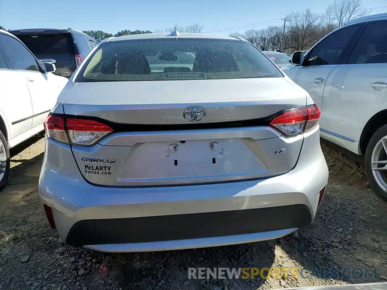 6 Photograph of a damaged car JTDEPRAE8LJ103374 TOYOTA COROLLA 2020