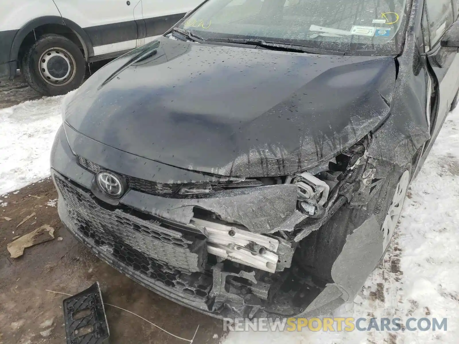 9 Photograph of a damaged car JTDEPRAE8LJ103682 TOYOTA COROLLA 2020