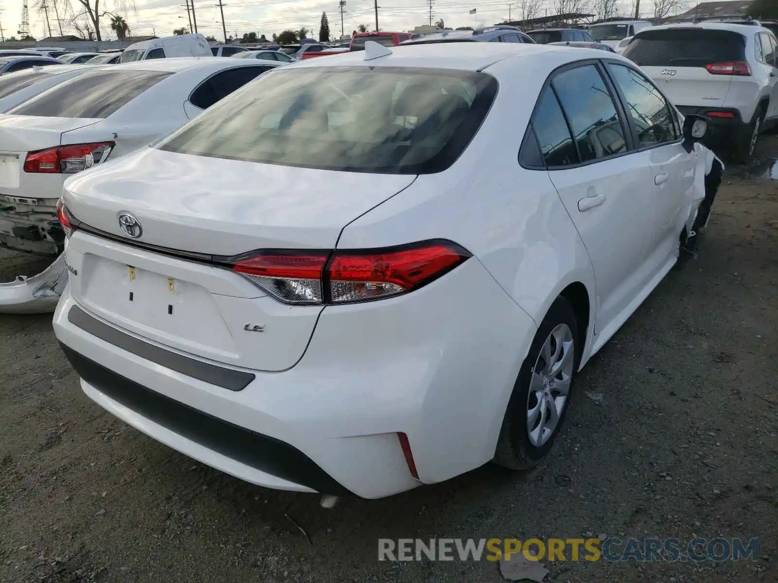 4 Photograph of a damaged car JTDEPRAE8LJ107554 TOYOTA COROLLA 2020