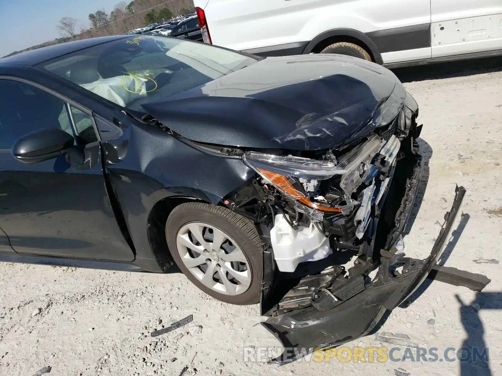 9 Photograph of a damaged car JTDEPRAE8LJ109420 TOYOTA COROLLA 2020