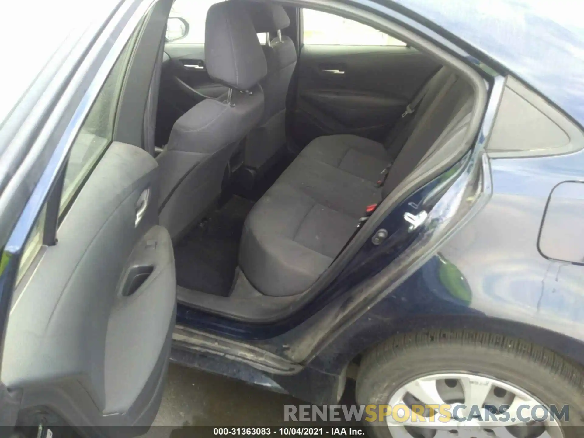 8 Photograph of a damaged car JTDEPRAE8LJ109479 TOYOTA COROLLA 2020