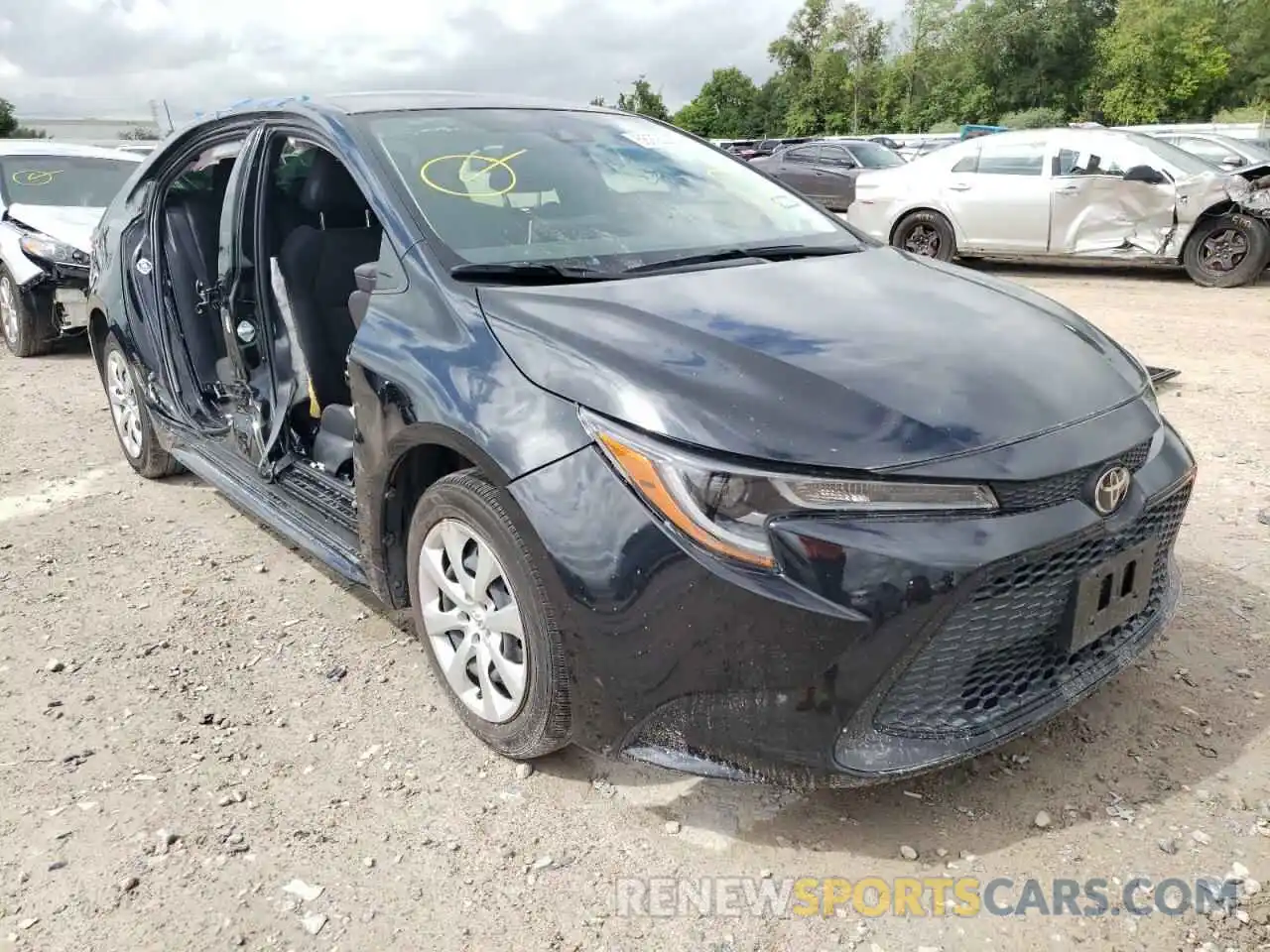 1 Photograph of a damaged car JTDEPRAE8LJ110535 TOYOTA COROLLA 2020