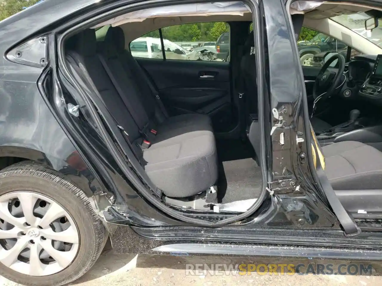 9 Photograph of a damaged car JTDEPRAE8LJ110535 TOYOTA COROLLA 2020