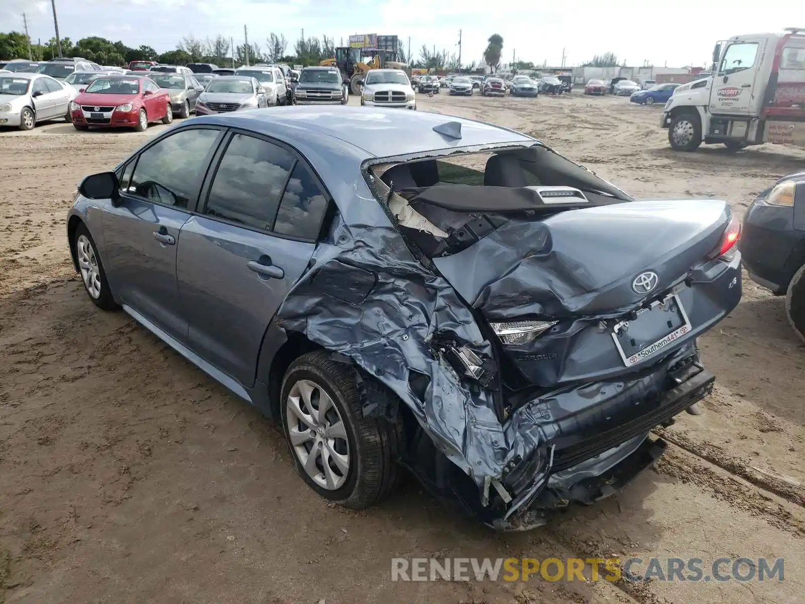 3 Photograph of a damaged car JTDEPRAE8LJ111149 TOYOTA COROLLA 2020