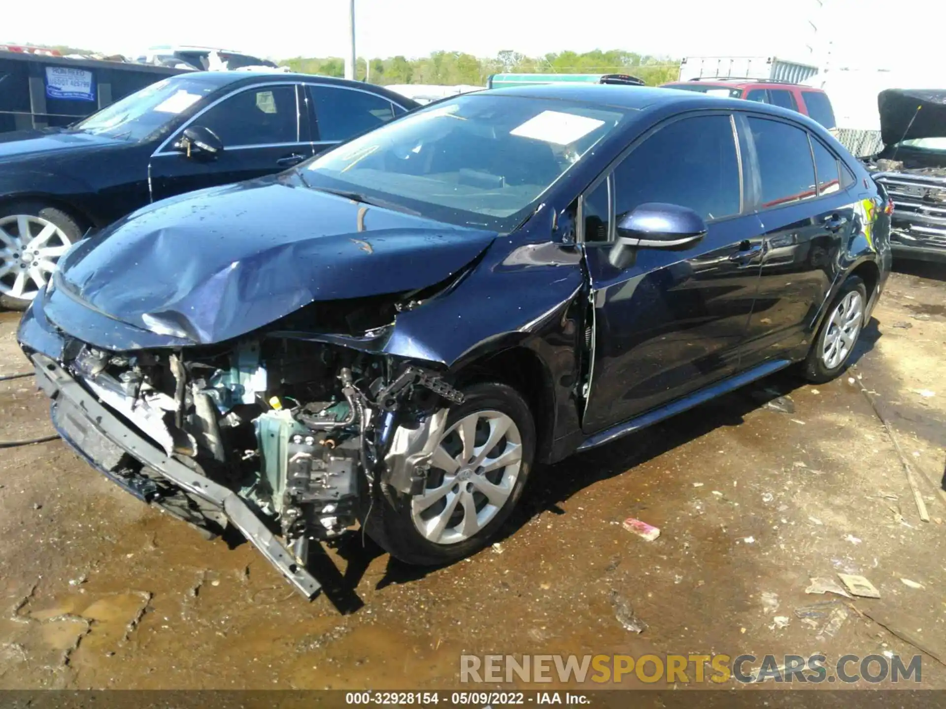 2 Photograph of a damaged car JTDEPRAE8LJ112169 TOYOTA COROLLA 2020