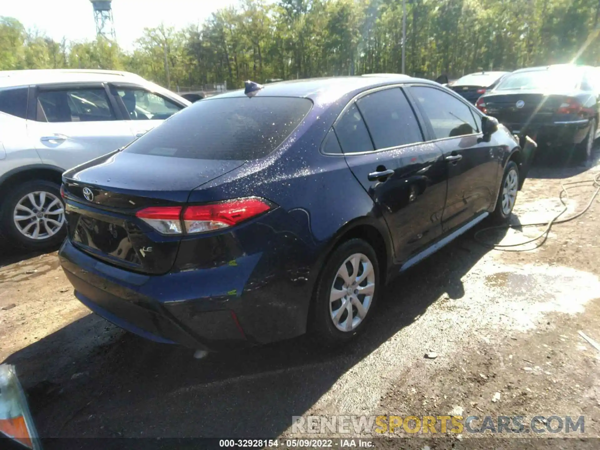 4 Photograph of a damaged car JTDEPRAE8LJ112169 TOYOTA COROLLA 2020