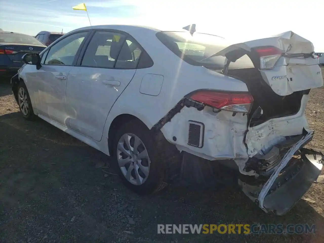 3 Photograph of a damaged car JTDEPRAE8LJ114116 TOYOTA COROLLA 2020