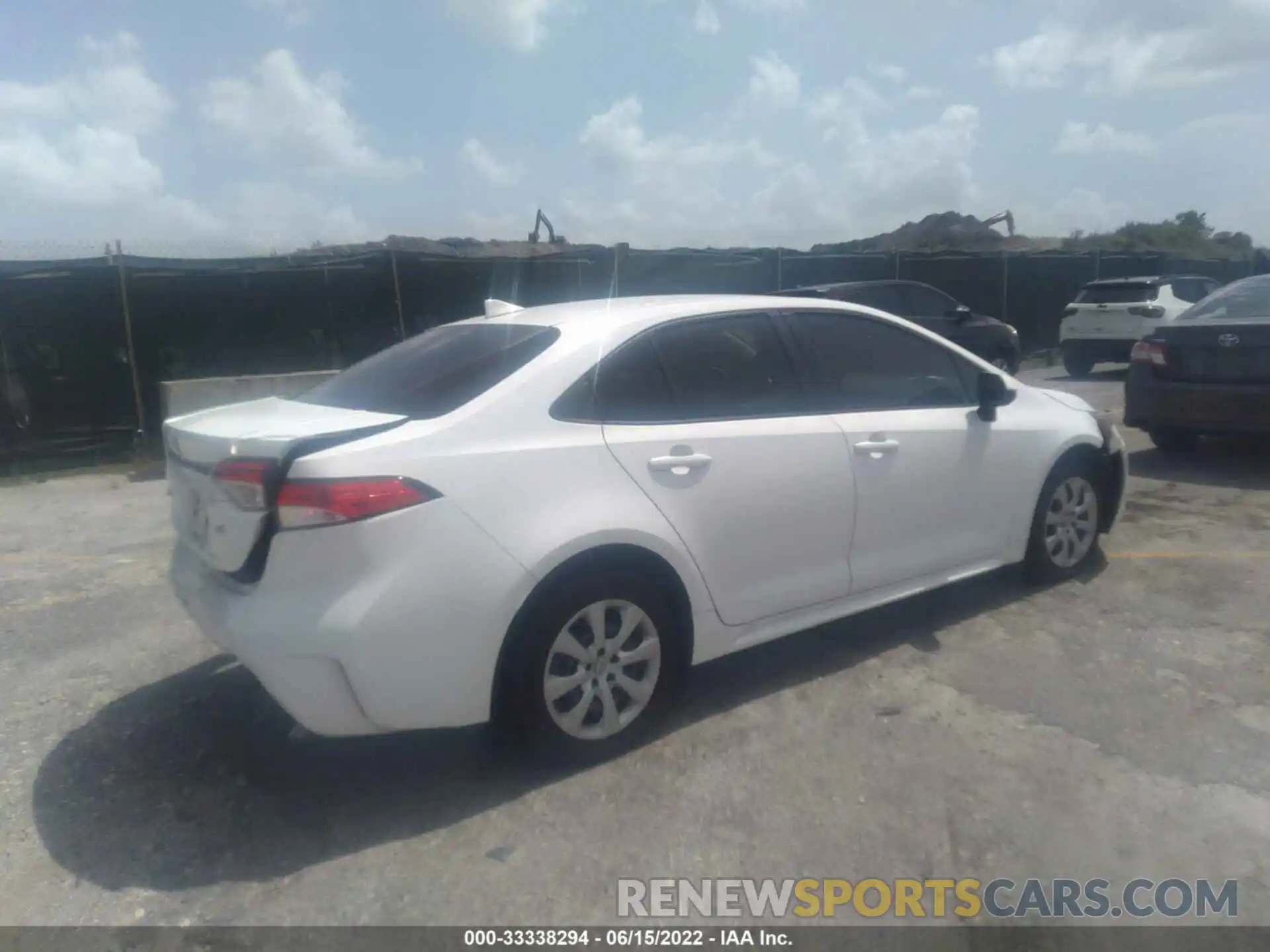 4 Photograph of a damaged car JTDEPRAE8LJ114696 TOYOTA COROLLA 2020