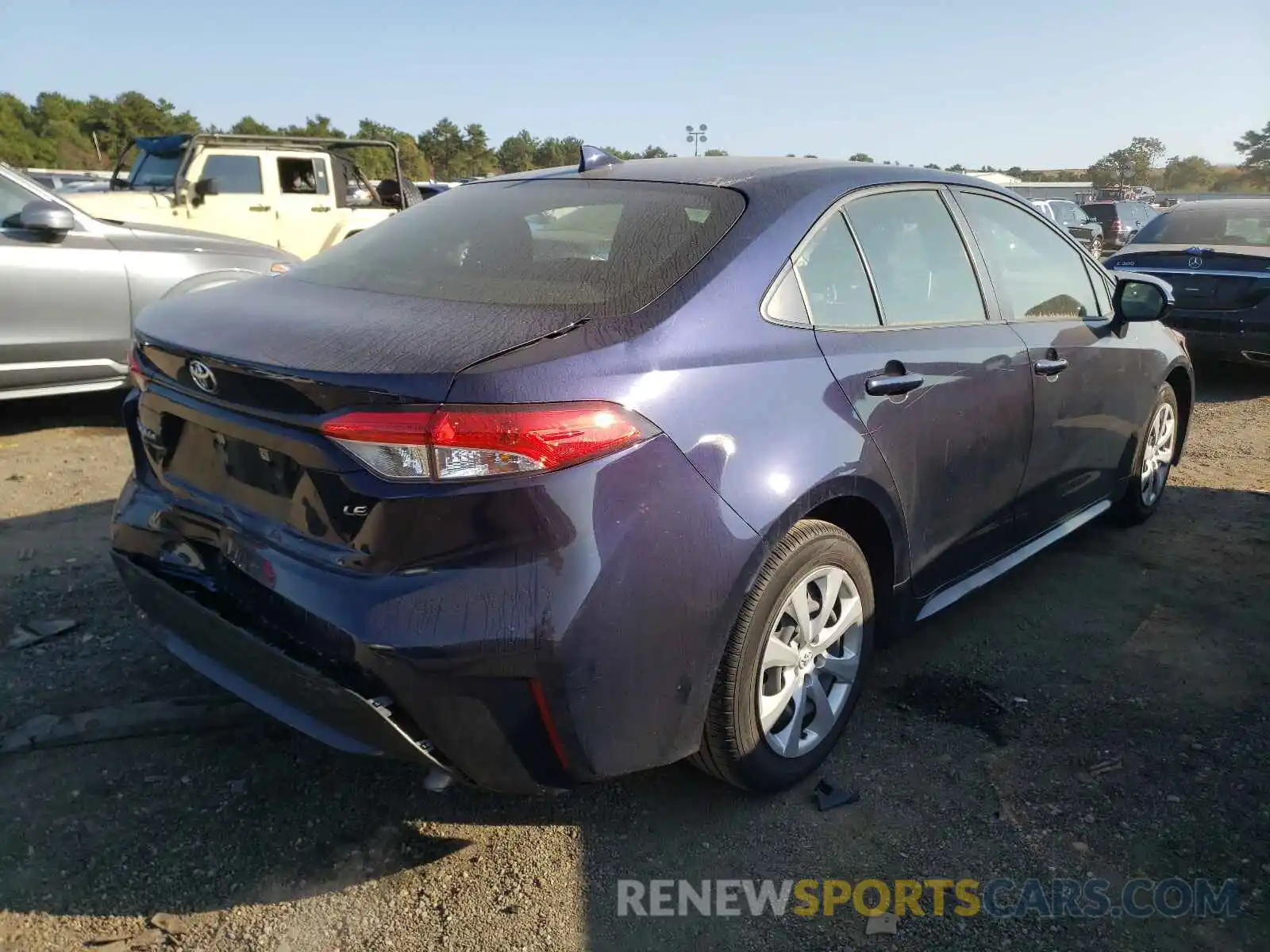 4 Photograph of a damaged car JTDEPRAE8LJ116173 TOYOTA COROLLA 2020