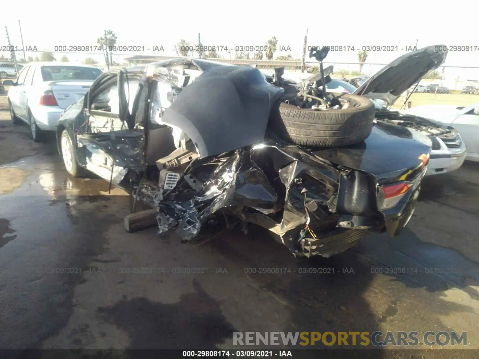 3 Photograph of a damaged car JTDEPRAE8LJ116349 TOYOTA COROLLA 2020