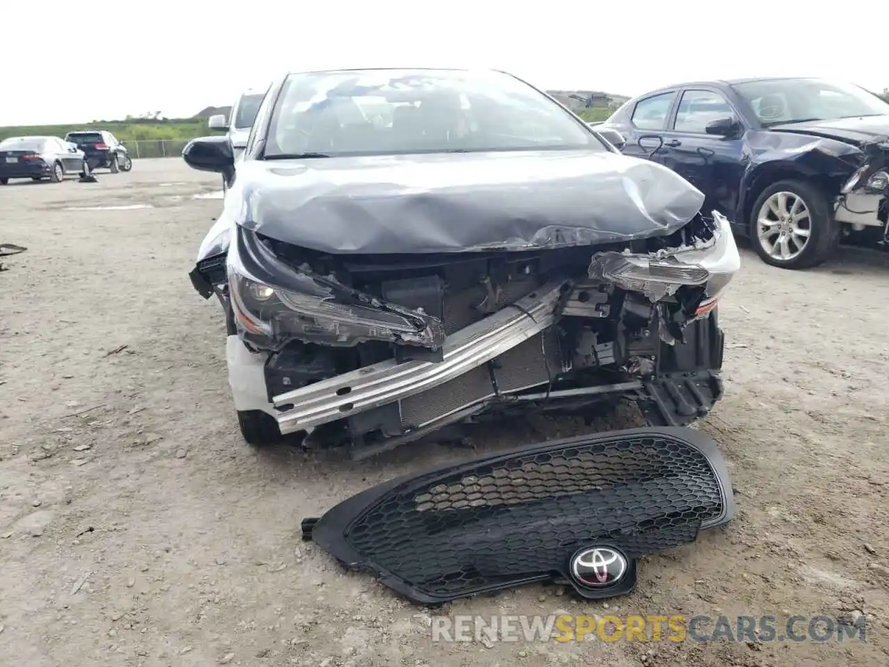 9 Photograph of a damaged car JTDEPRAE9LJ001677 TOYOTA COROLLA 2020