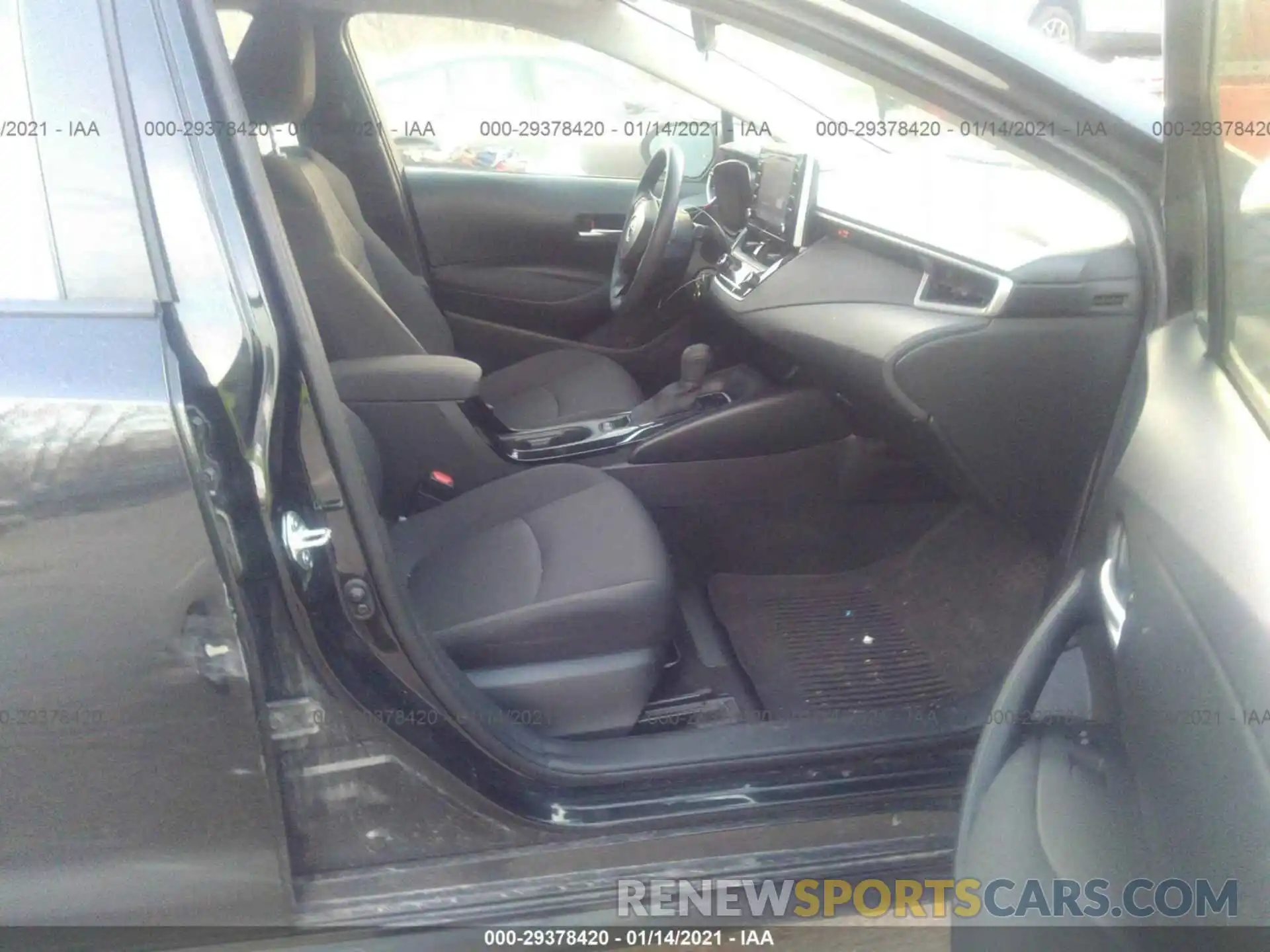 5 Photograph of a damaged car JTDEPRAE9LJ001825 TOYOTA COROLLA 2020