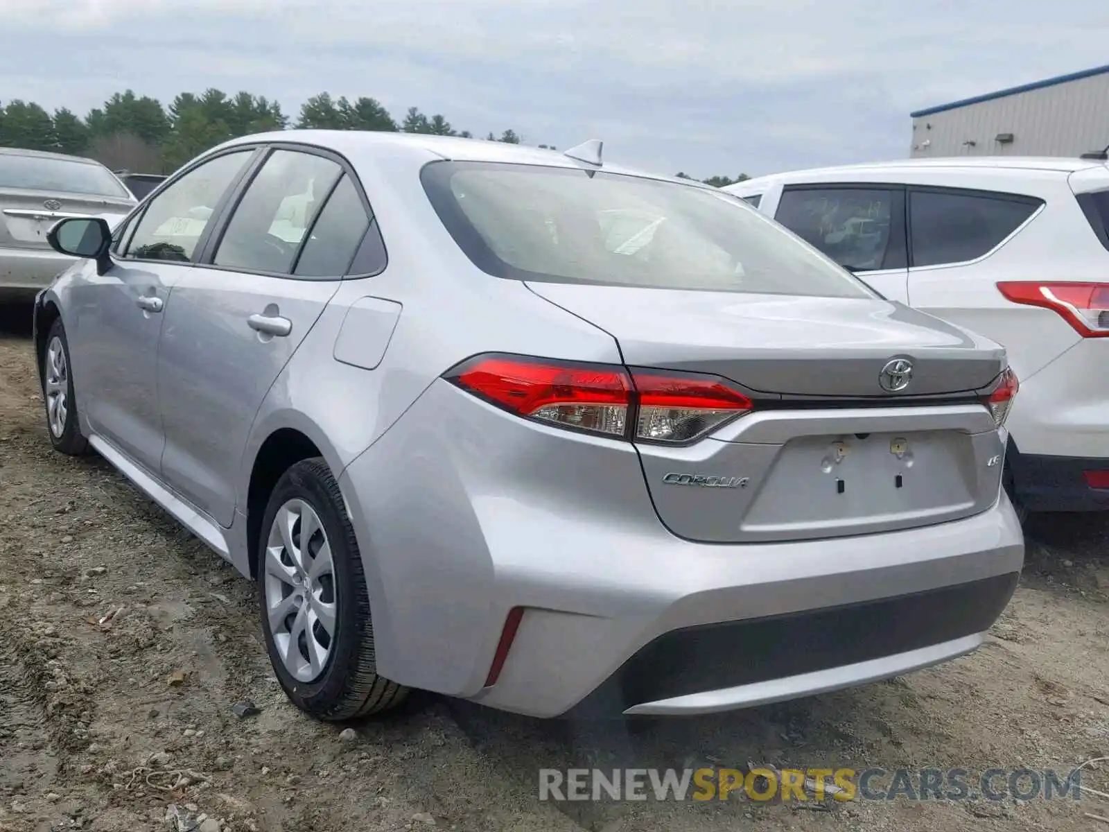 3 Photograph of a damaged car JTDEPRAE9LJ002084 TOYOTA COROLLA 2020