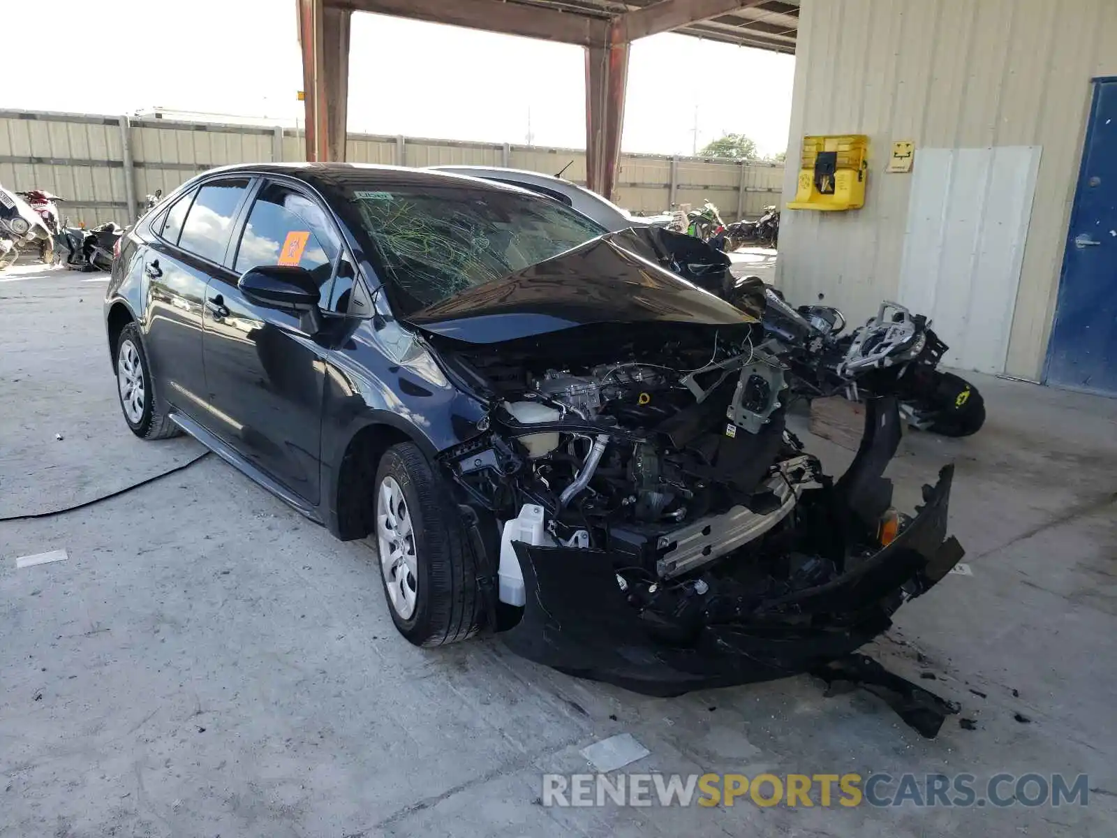 1 Photograph of a damaged car JTDEPRAE9LJ003400 TOYOTA COROLLA 2020