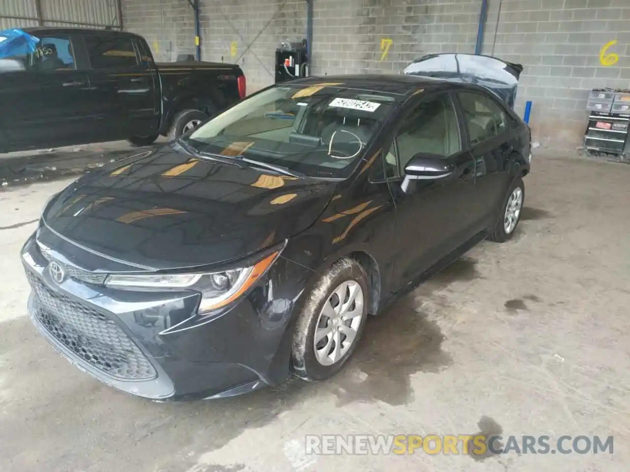 2 Photograph of a damaged car JTDEPRAE9LJ005681 TOYOTA COROLLA 2020