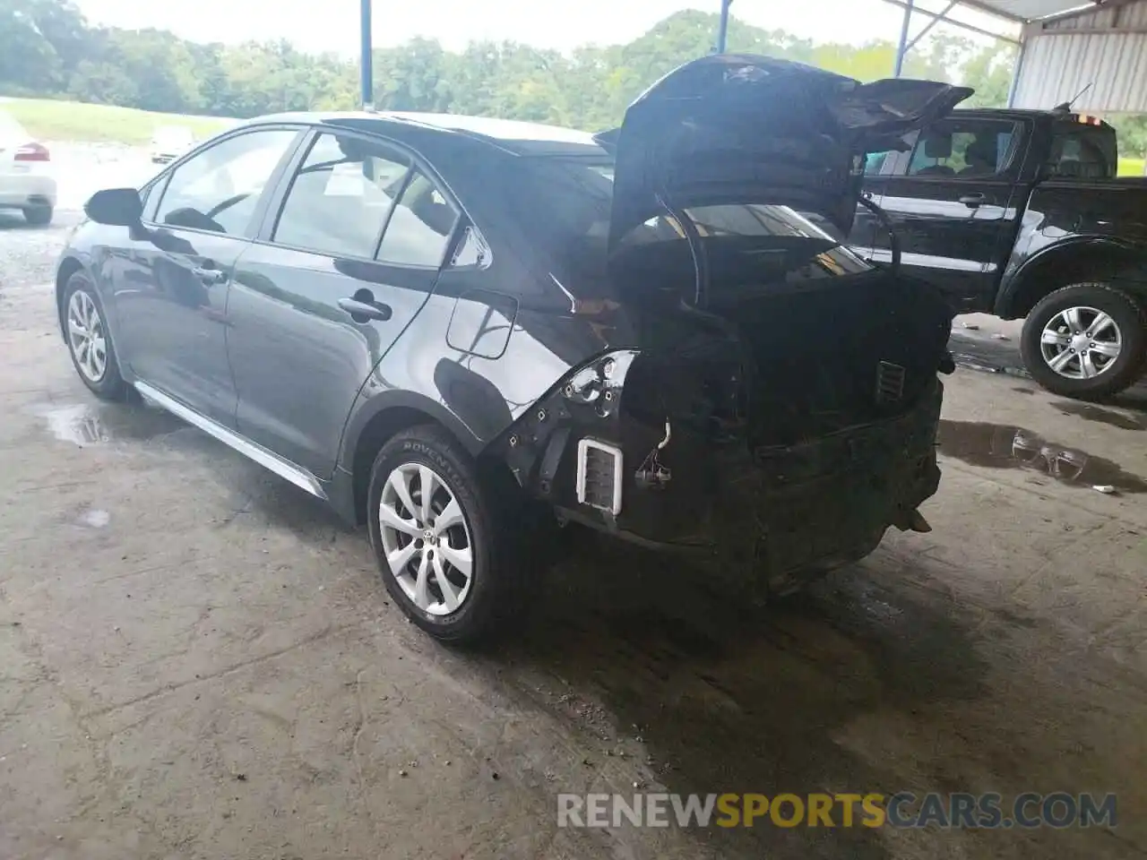 3 Photograph of a damaged car JTDEPRAE9LJ005681 TOYOTA COROLLA 2020