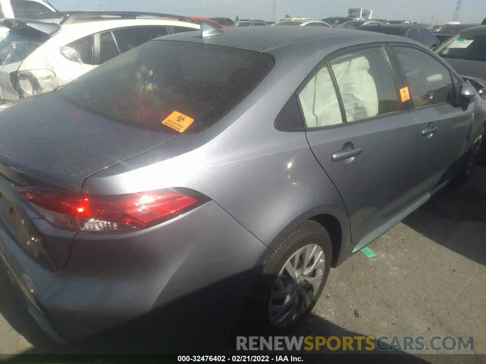 4 Photograph of a damaged car JTDEPRAE9LJ006619 TOYOTA COROLLA 2020