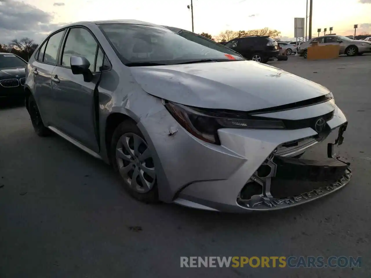 1 Photograph of a damaged car JTDEPRAE9LJ007396 TOYOTA COROLLA 2020