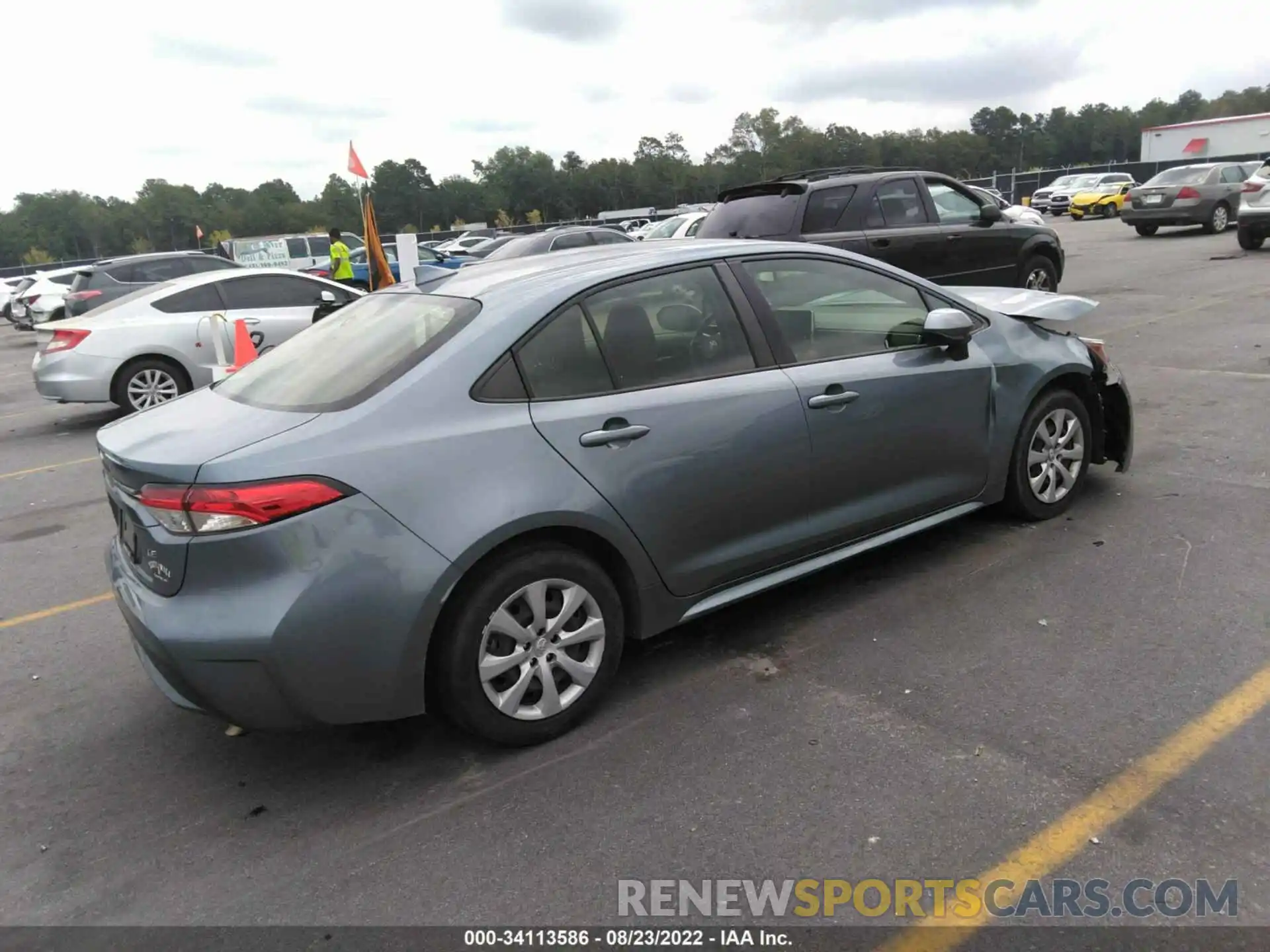 4 Photograph of a damaged car JTDEPRAE9LJ007916 TOYOTA COROLLA 2020