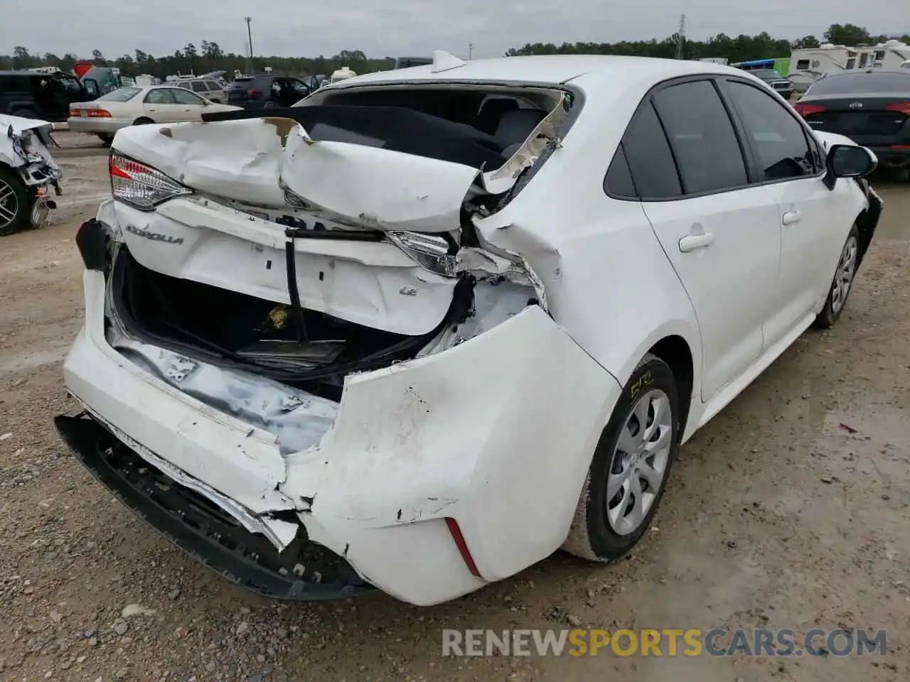 4 Photograph of a damaged car JTDEPRAE9LJ011769 TOYOTA COROLLA 2020