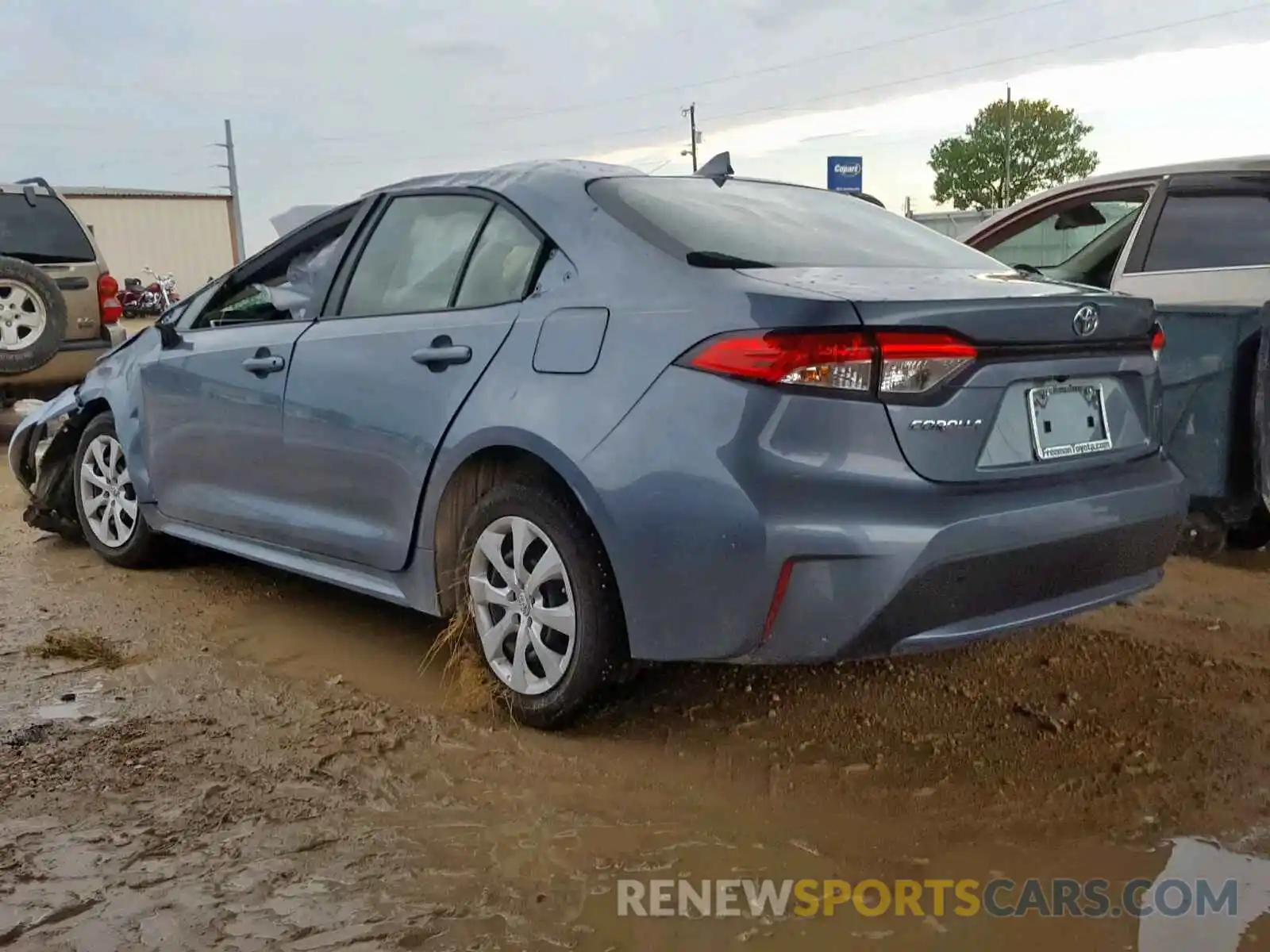 3 Photograph of a damaged car JTDEPRAE9LJ013733 TOYOTA COROLLA 2020