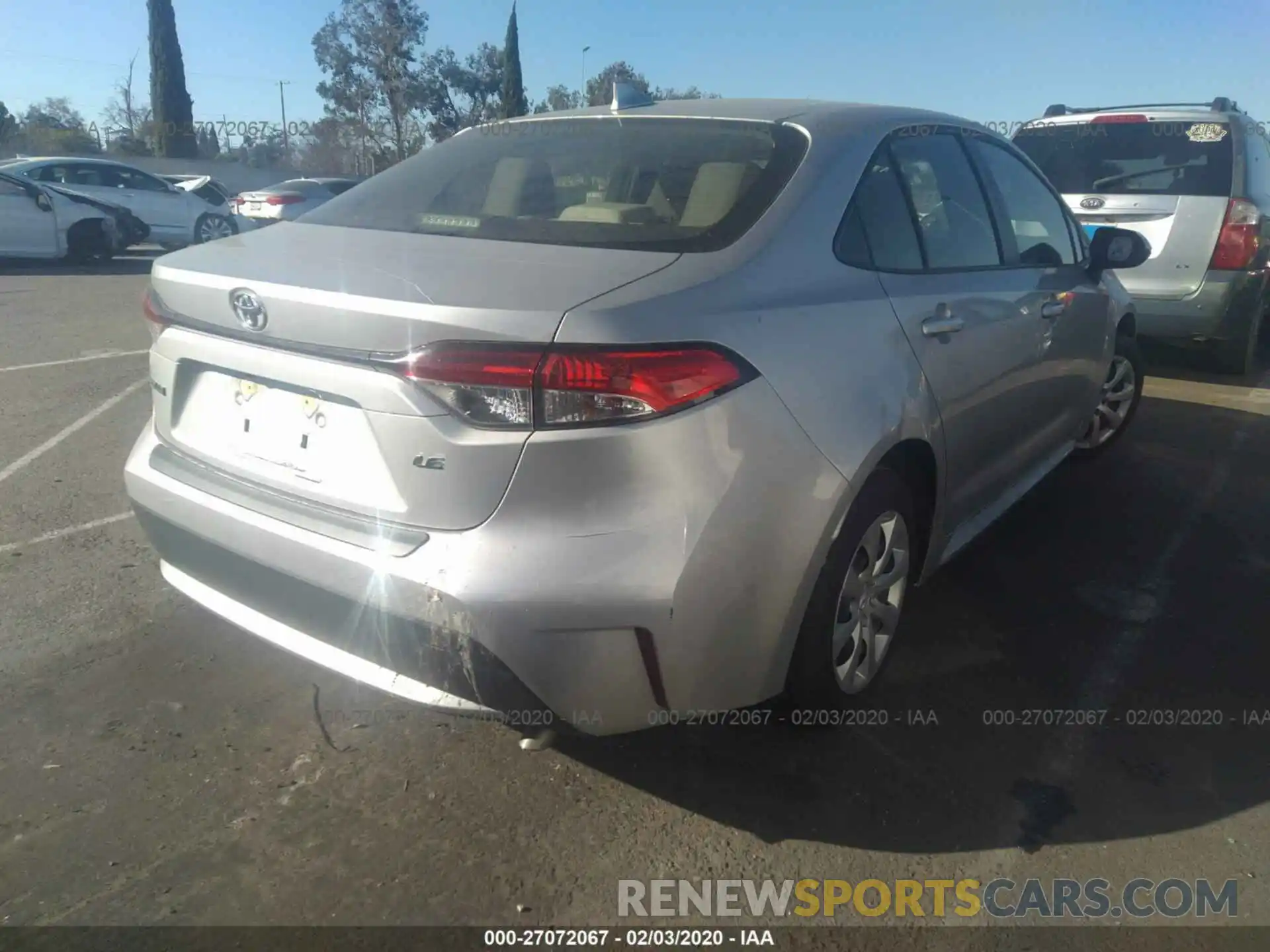 4 Photograph of a damaged car JTDEPRAE9LJ015112 TOYOTA COROLLA 2020