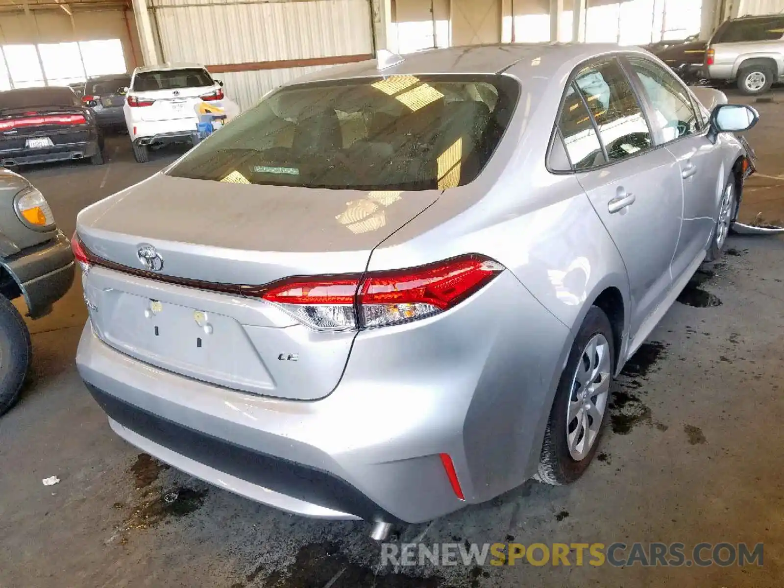 4 Photograph of a damaged car JTDEPRAE9LJ015272 TOYOTA COROLLA 2020