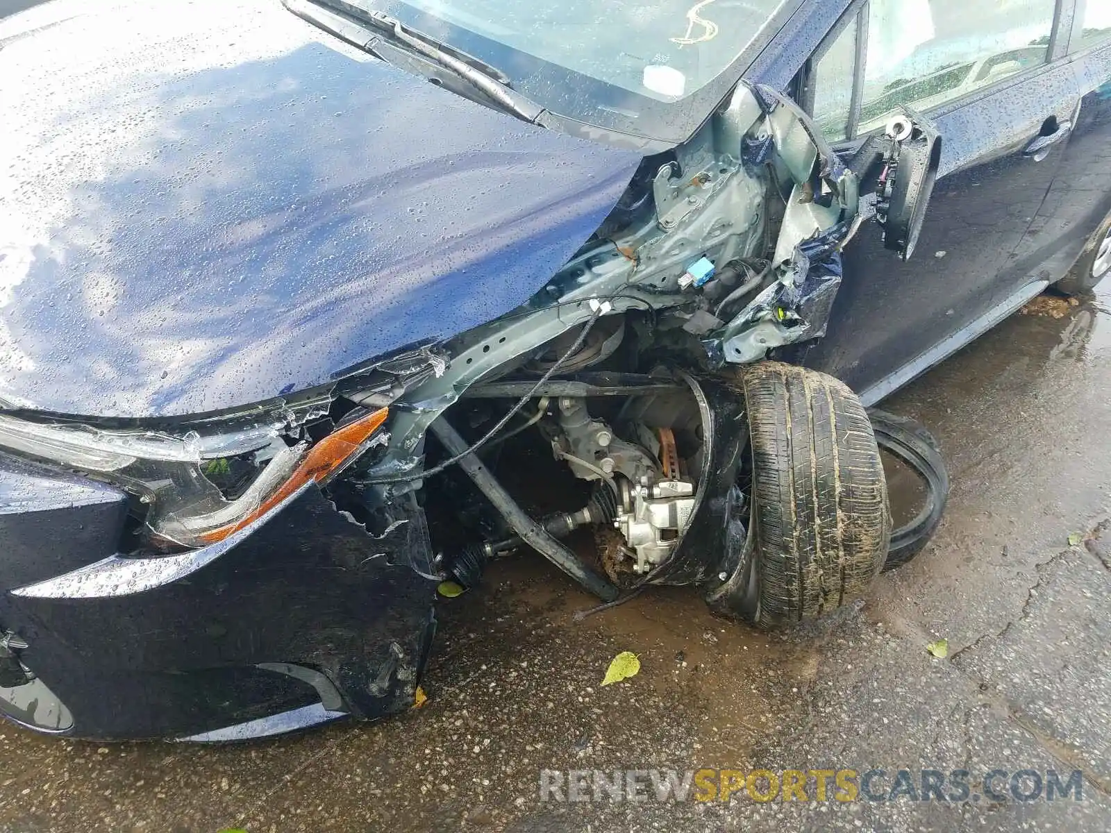 9 Photograph of a damaged car JTDEPRAE9LJ016874 TOYOTA COROLLA 2020