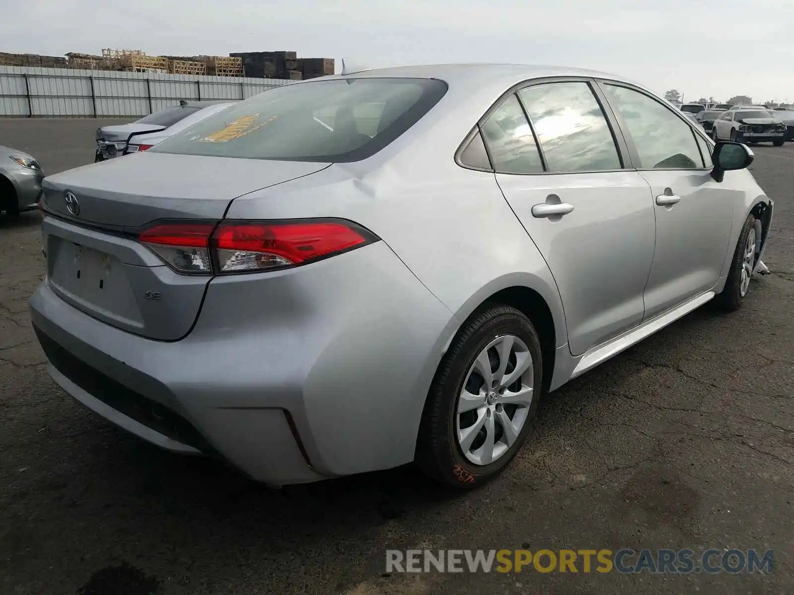 4 Photograph of a damaged car JTDEPRAE9LJ017460 TOYOTA COROLLA 2020