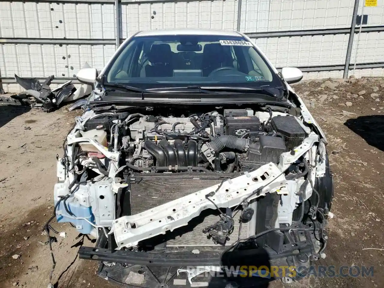 5 Photograph of a damaged car JTDEPRAE9LJ017717 TOYOTA COROLLA 2020